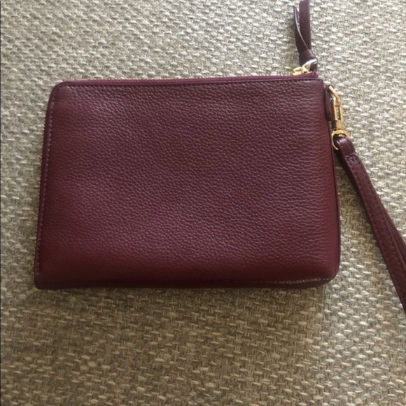 Tory Burch wristlet wallet - Picture 2 of 3
